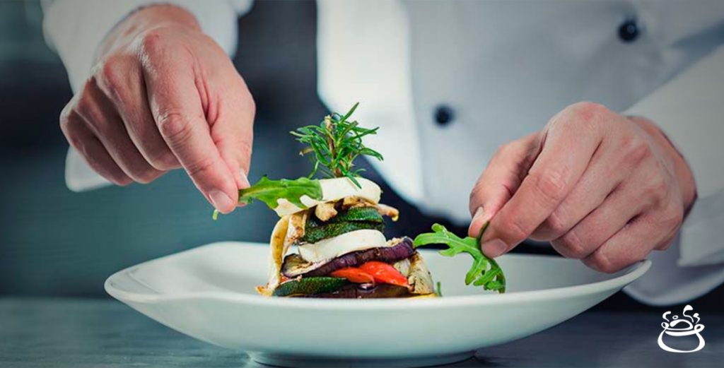 Plating to Impress: The Latest Trends and Techniques in Food Presentation