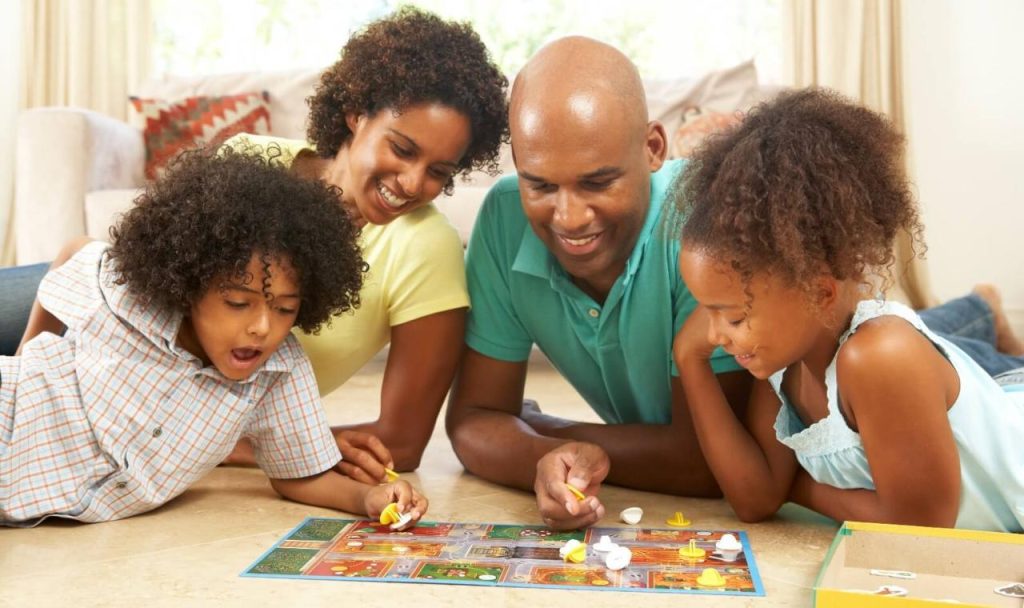 Bringing Back Family Game Night | Parenting… | PBS KIDS for Parents